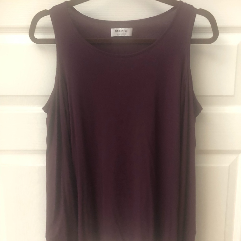 BAILEY/44 COLD SHOULDER TOP IN PLUM 💕 SZ M - Picture 2 of 9